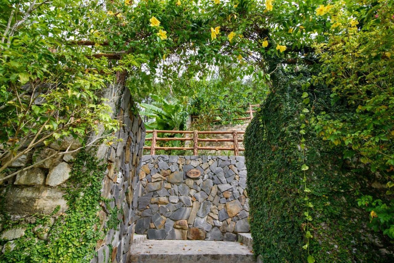 Sankofa Village Hill Resort & Spa Hue Zewnętrze zdjęcie